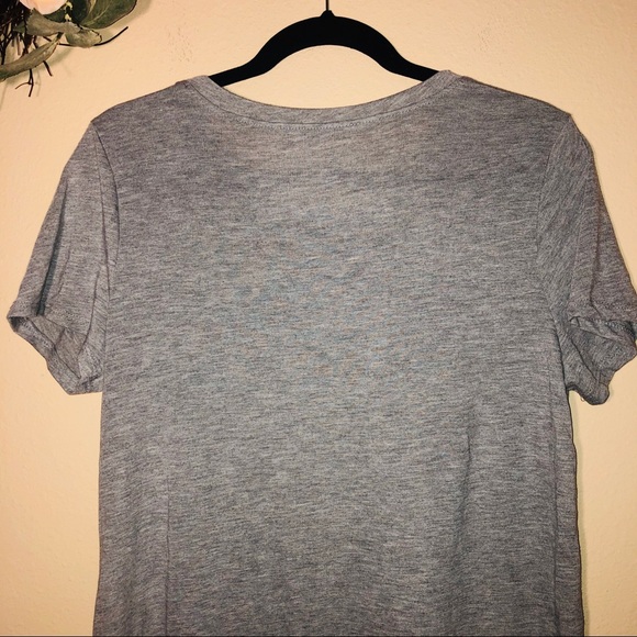 Zoe+Liv Wrap Queen Christmas Shirt - Picture 6 of 8